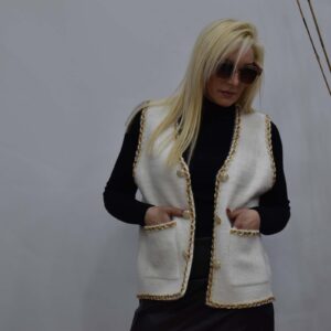 Αμάνικο πλεκτό σακάκι τύπου με κορδόνια και χρυσοκλωστή