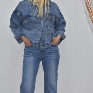 Γυναικείο  τζιν μπουφάν με στρασάκια