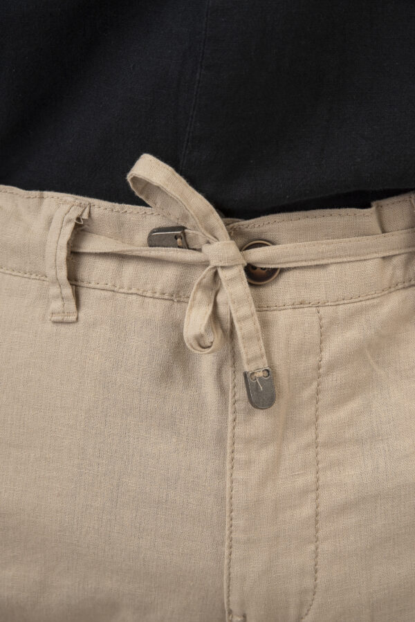 Ανδρικό λινό  παντελόνι light beige   chinos  με 2 boxer δώρο - Image 2