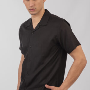 Ανδρικό πουκάμισο με κοντό μανίκι σε χρώμα μαύρο