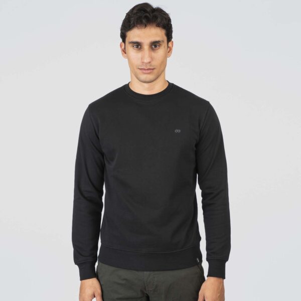 MTOP-1088 BLACK Crewneck with Dense Embroidery Terry Fleece