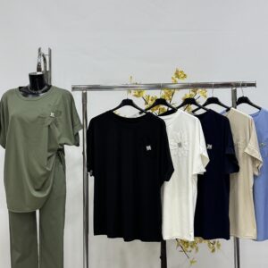 Γυναικεια μπλούζα plus size με λουλούδι και κόσμημα