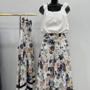 Παντελόνι σε άλφα εμπριμέ με λάστιχο στο πίσω μέρος της μέσης