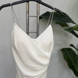 Γυναικείο  μπλουζάκι crop top white με τιράντες στρας