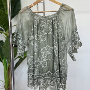 Γυναικεία μπλούζα με δαντέλα