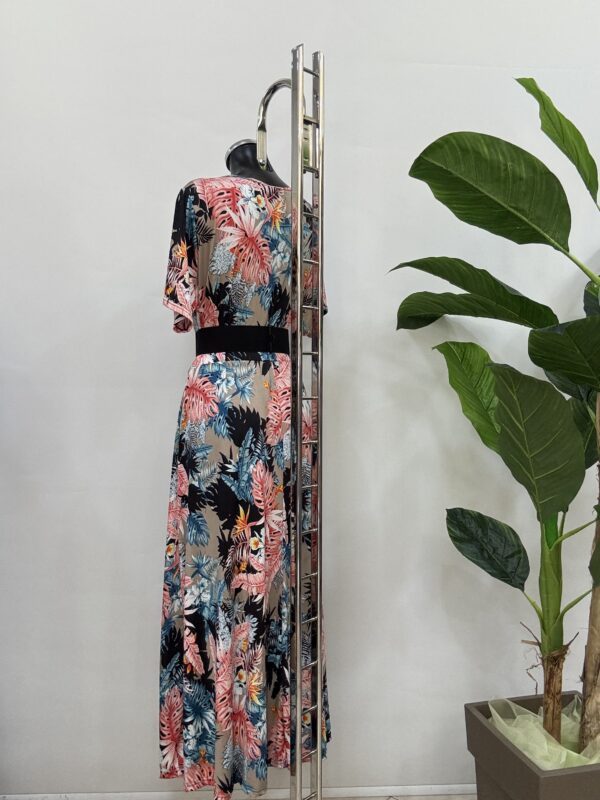 Γυναικείο φόρεμα κρουαζέ Plus Size - Image 2