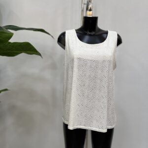 Κλασική γυναικεία αμάνικη κοφτή μπλούζα