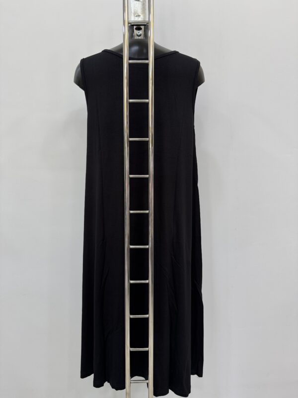Μαύρο φόρεμα αμάνικο plus size κλασικό  for home and night - Image 2