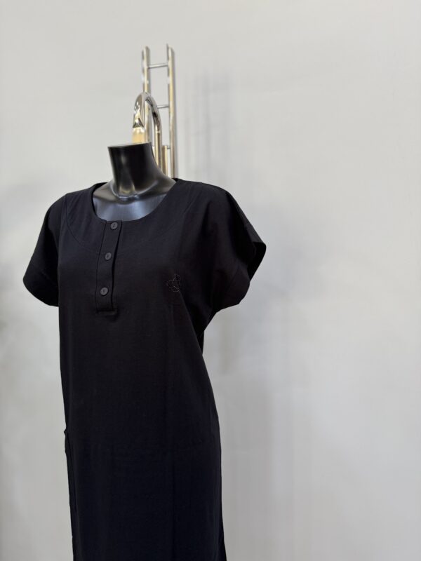 Μαύρο φόρεμα plus size κλασικό με τσέπη for home and night