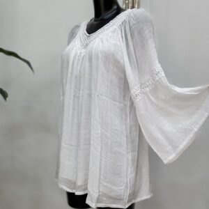 Αέρινη μπλούζα με V και τρέσα στο μπούστο white